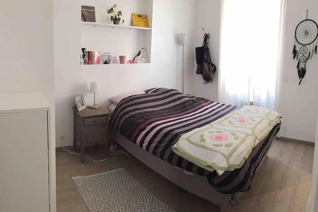 Cozy Flat, 5 Mins From Metro, 1 Bedroom Paris 0*,  France